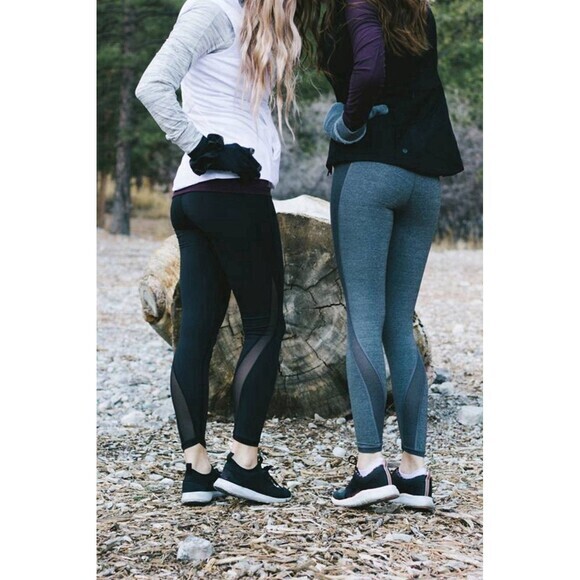 Lululemon Leggings Womens Sz 8 Heathered Black Featherlight Tight 7/8 Yoga Pants - Picture 2 of 16